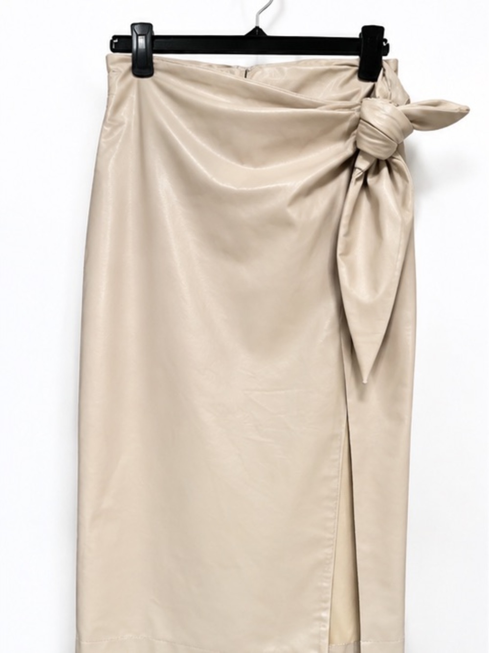 Elizabeth and James Faux Leather Tie-Waist Midi Skirt in Beige size large womens